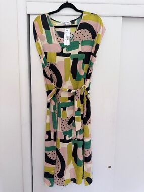 Amour Vert Chindra Midi Dress Geometric Print Medium NWT New with Tags